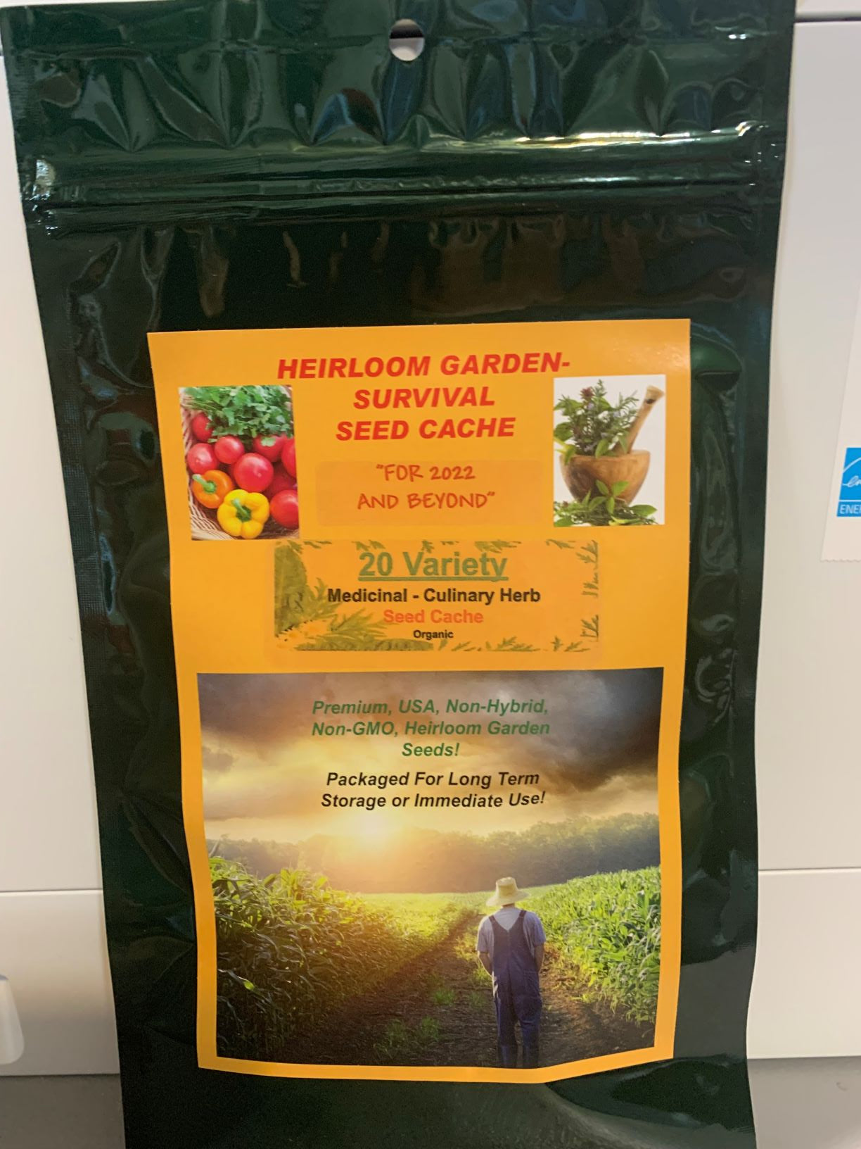 300,000 Garden /Survival Emergency Vegetable Seeds + 20 Variety Herb Seed Cache